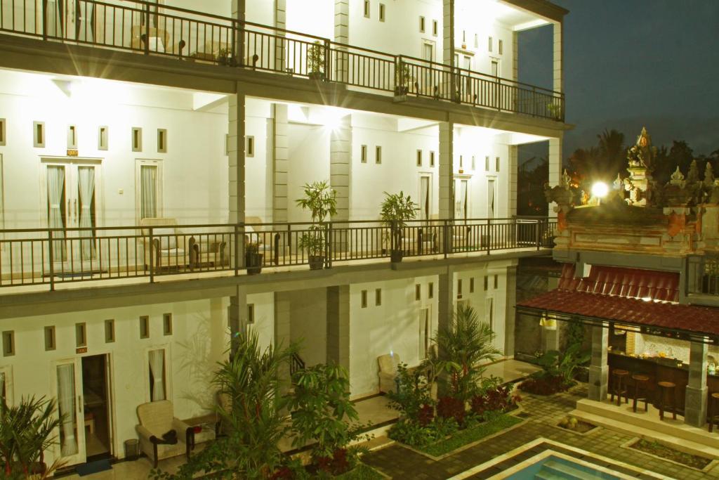 Aya Redpartner Guest house
